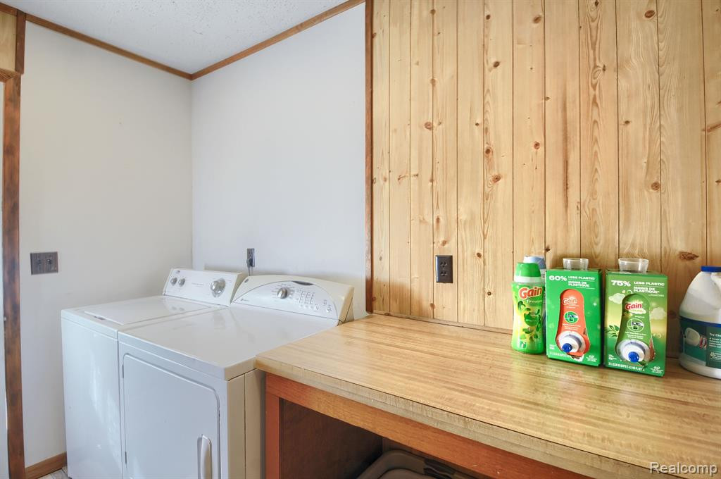 6868 ARMSTRONG Road, Imlay City, MI 48444 — Photo 30