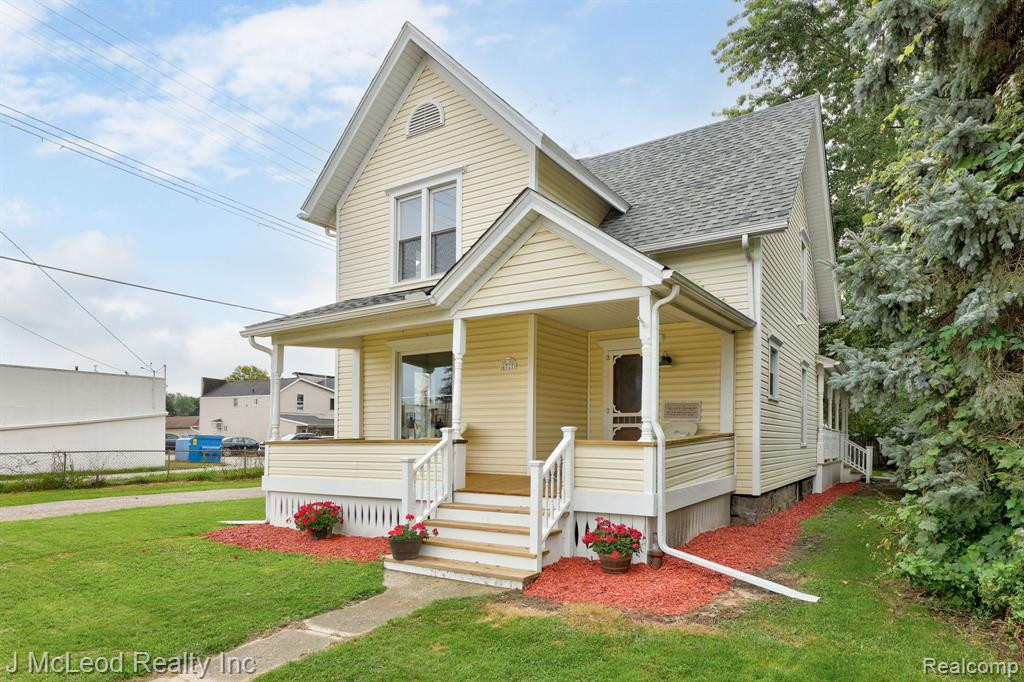 4777 MAIN Street, Millington, MI 48746 — Photo 2