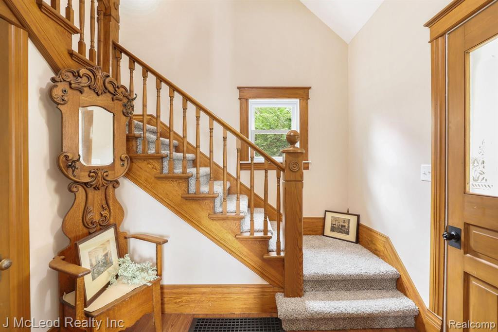 4777 MAIN Street, Millington, MI 48746 — Photo 9