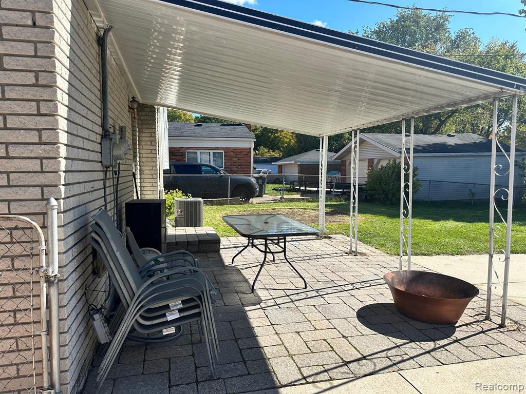 39581 PETERS Drive, Canton, MI 48187 — Photo 24