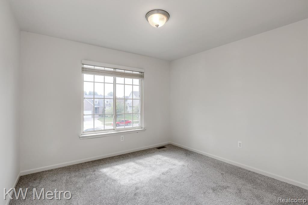 9659 FALMOUTH Drive, Ypsilanti, MI 48197 — Photo 13