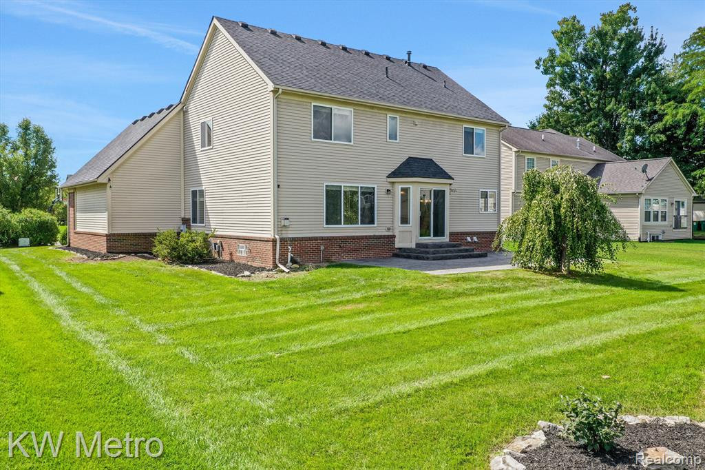 9659 FALMOUTH Drive, Ypsilanti, MI 48197 — Photo 22