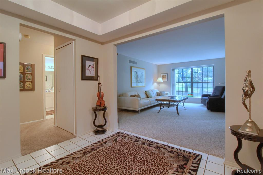 29865 INDIAN Trail, Farmington Hills, MI 48331 — Photo 4