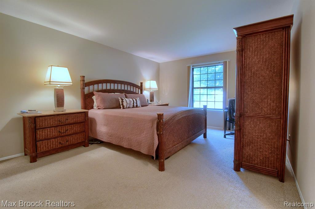 29865 INDIAN Trail, Farmington Hills, MI 48331 — Photo 14