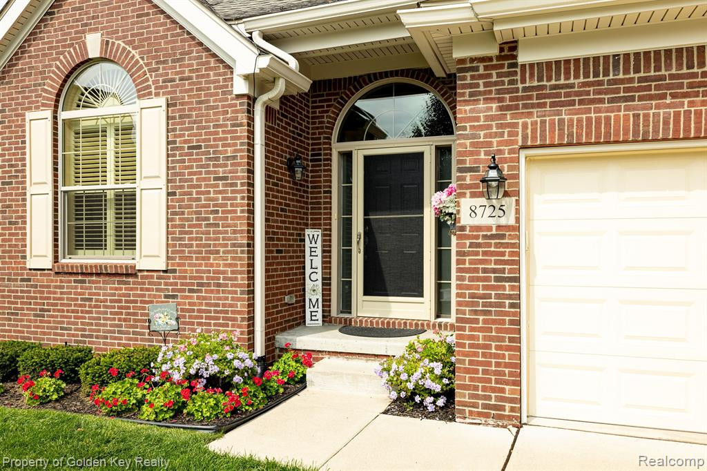 8725 Columbia Circle, Canton, MI 48187 — Photo 2