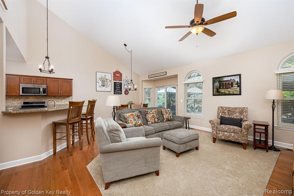 8725 Columbia Circle, Canton, MI 48187 — Photo 8