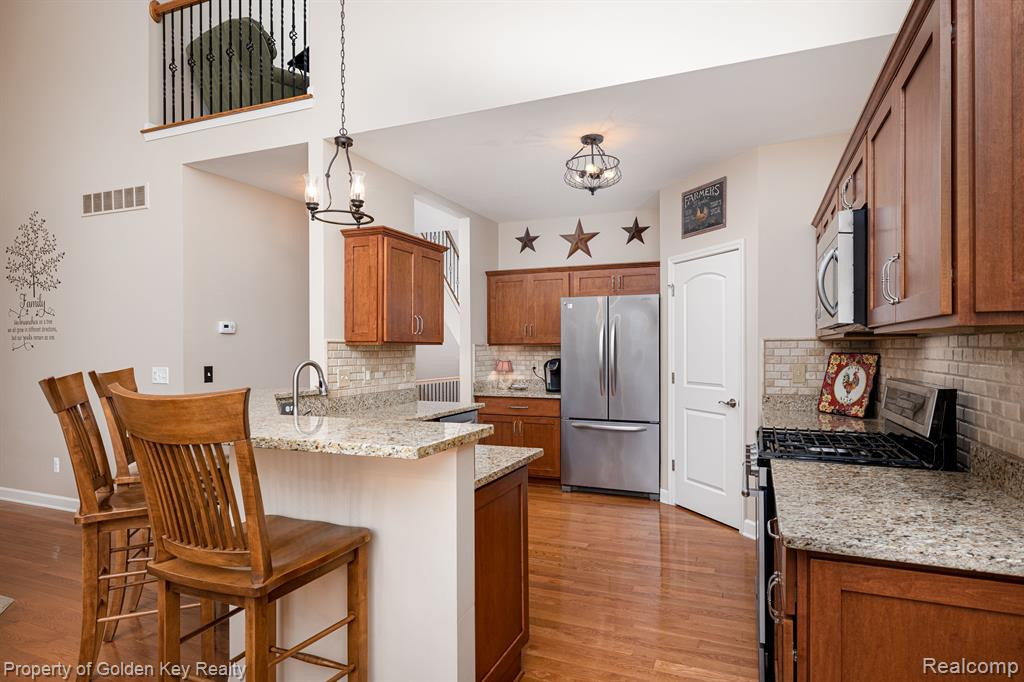 8725 Columbia Circle, Canton, MI 48187 — Photo 11