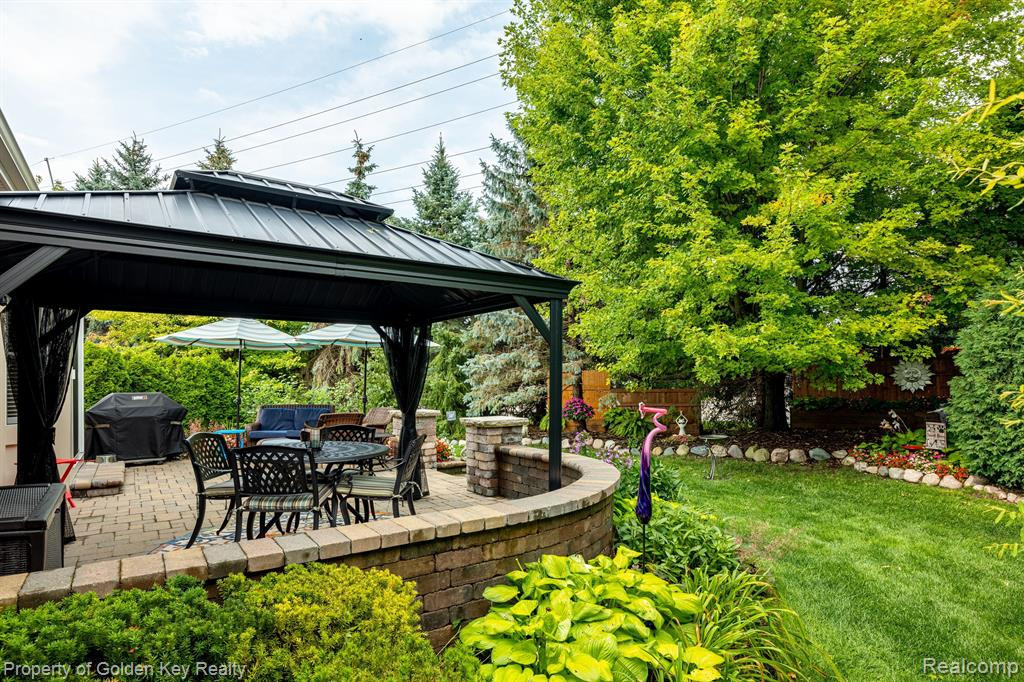 8725 Columbia Circle, Canton, MI 48187 — Photo 30