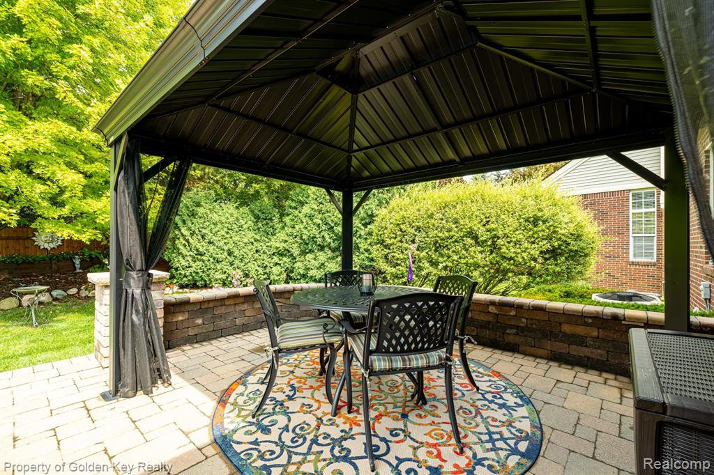 8725 Columbia Circle, Canton, MI 48187 — Photo 31