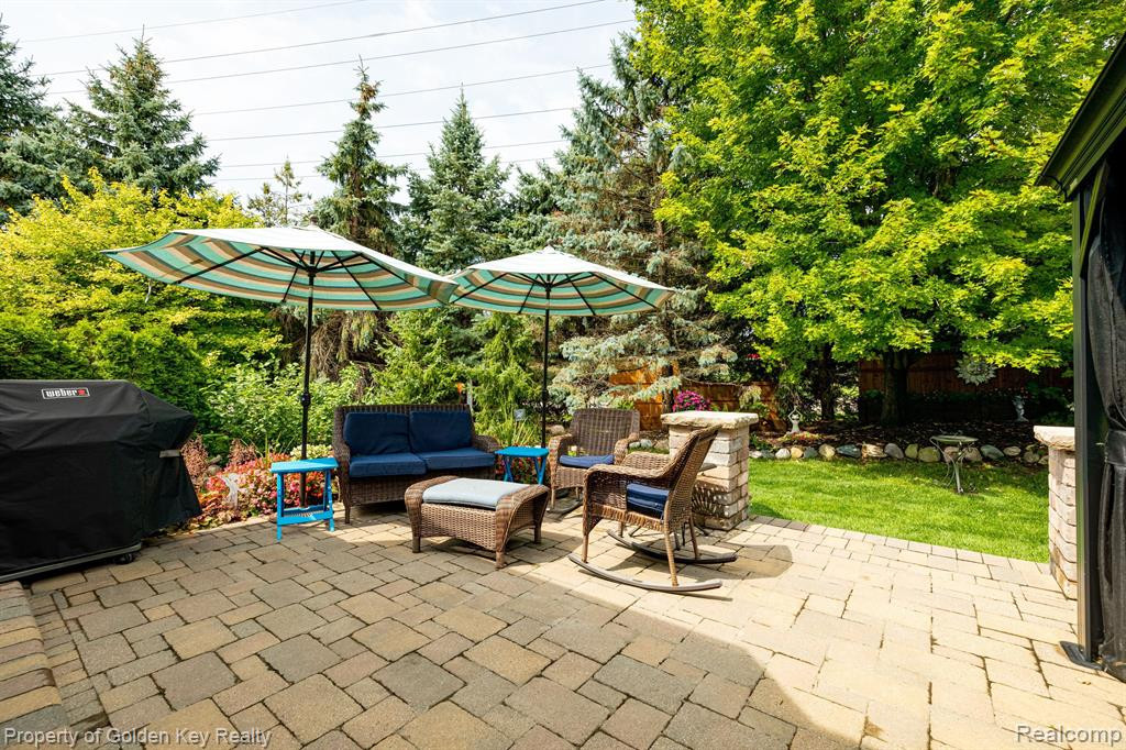 8725 Columbia Circle, Canton, MI 48187 — Photo 33