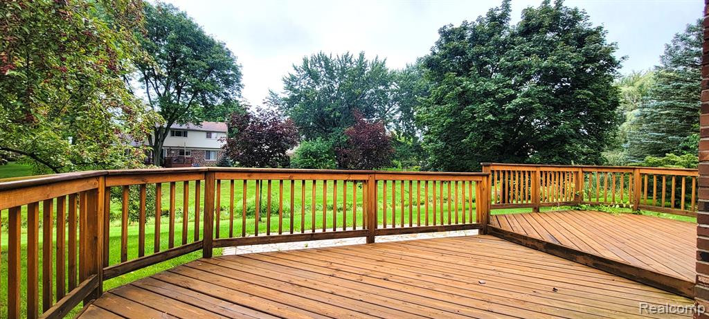 6862 WOODMERE Drive, Canton, MI 48187 — Photo 3
