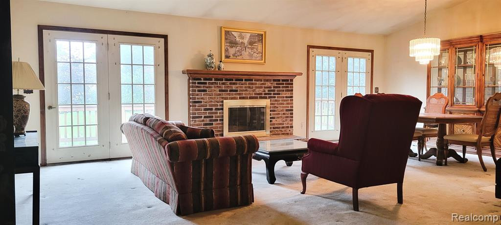 6862 WOODMERE Drive, Canton, MI 48187 — Photo 7
