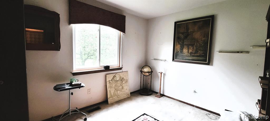 6862 WOODMERE Drive, Canton, MI 48187 — Photo 21