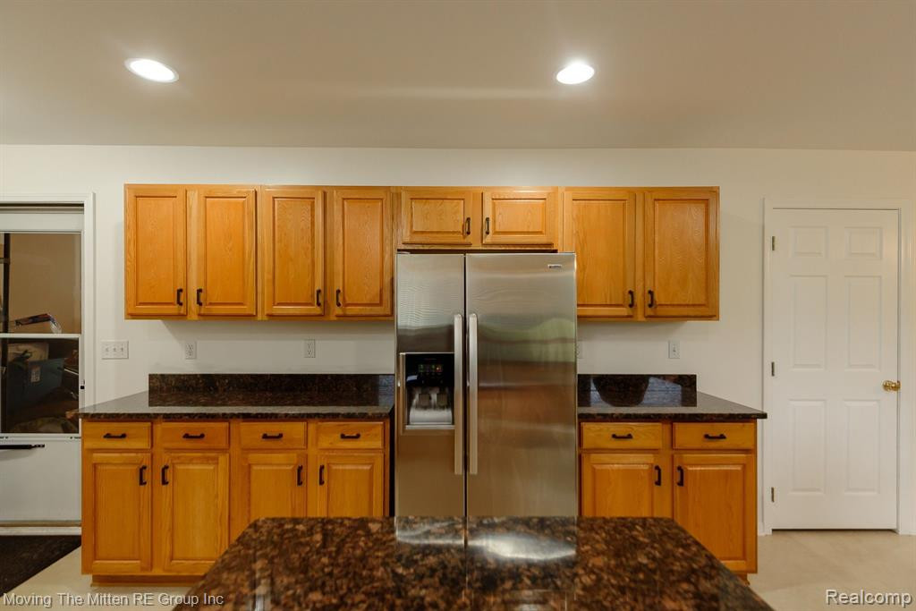 13320 COUNTRY WALK, Belleville, MI 48111 — Photo 15