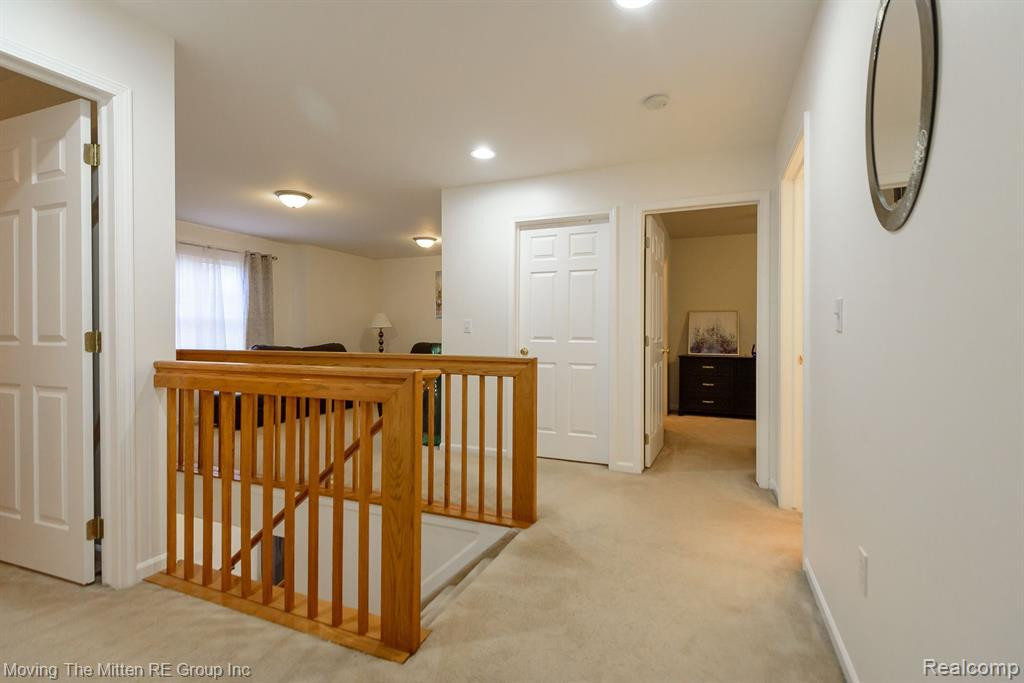 13320 COUNTRY WALK, Belleville, MI 48111 — Photo 20