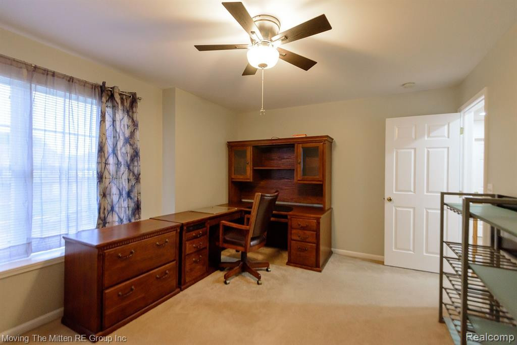 13320 COUNTRY WALK, Belleville, MI 48111 — Photo 35