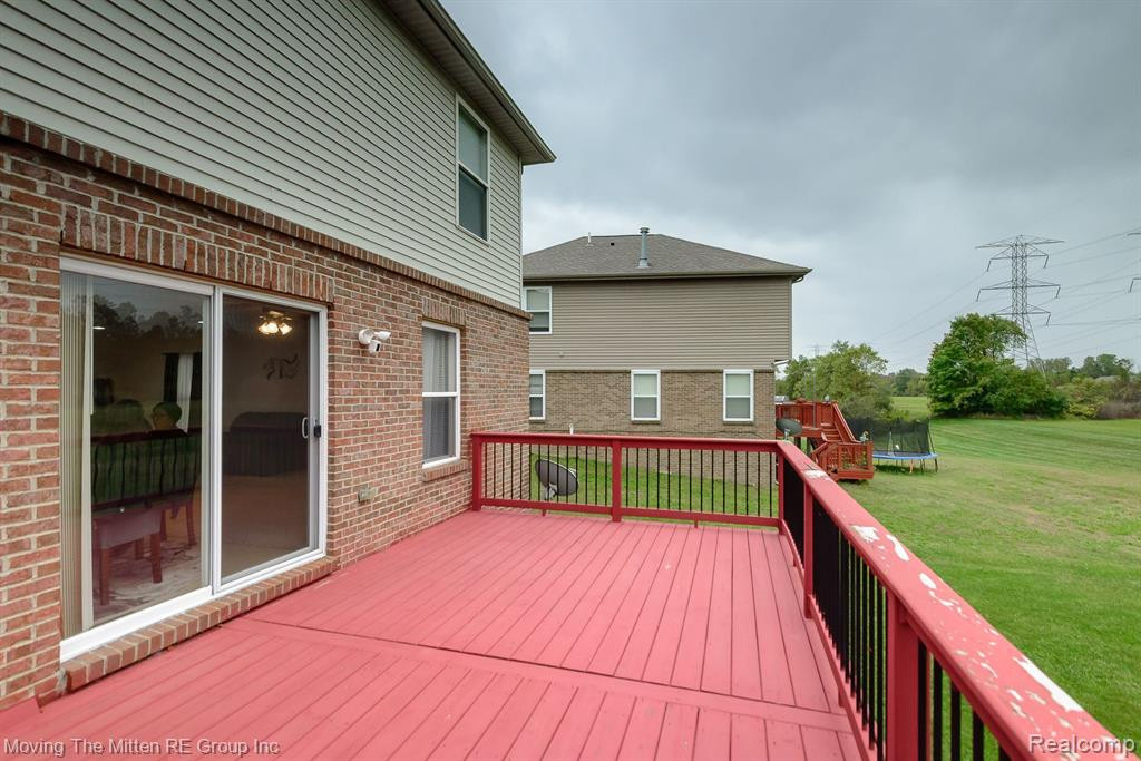 13320 COUNTRY WALK, Belleville, MI 48111 — Photo 42