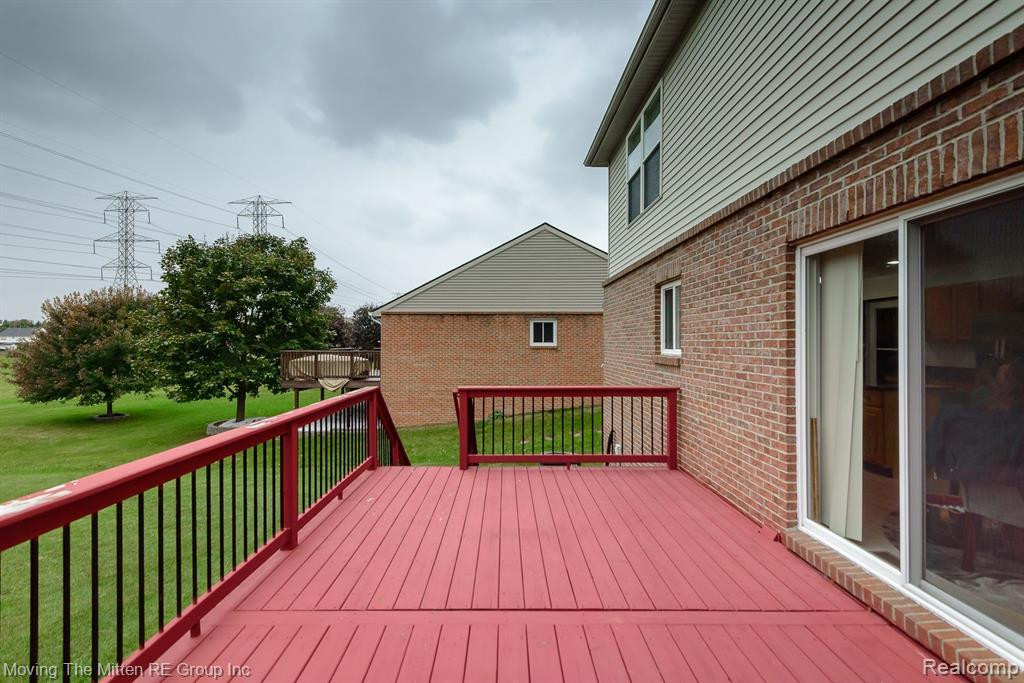 13320 COUNTRY WALK, Belleville, MI 48111 — Photo 43