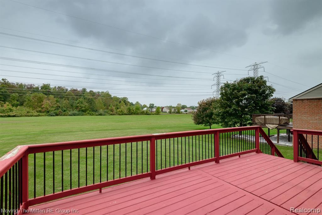 13320 COUNTRY WALK, Belleville, MI 48111 — Photo 44