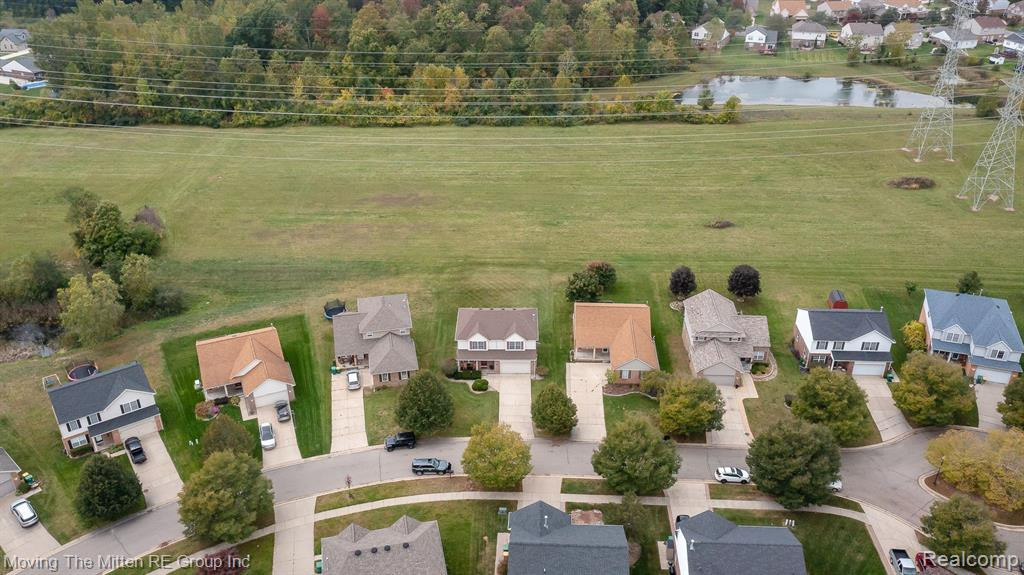 13320 COUNTRY WALK, Belleville, MI 48111 — Photo 54