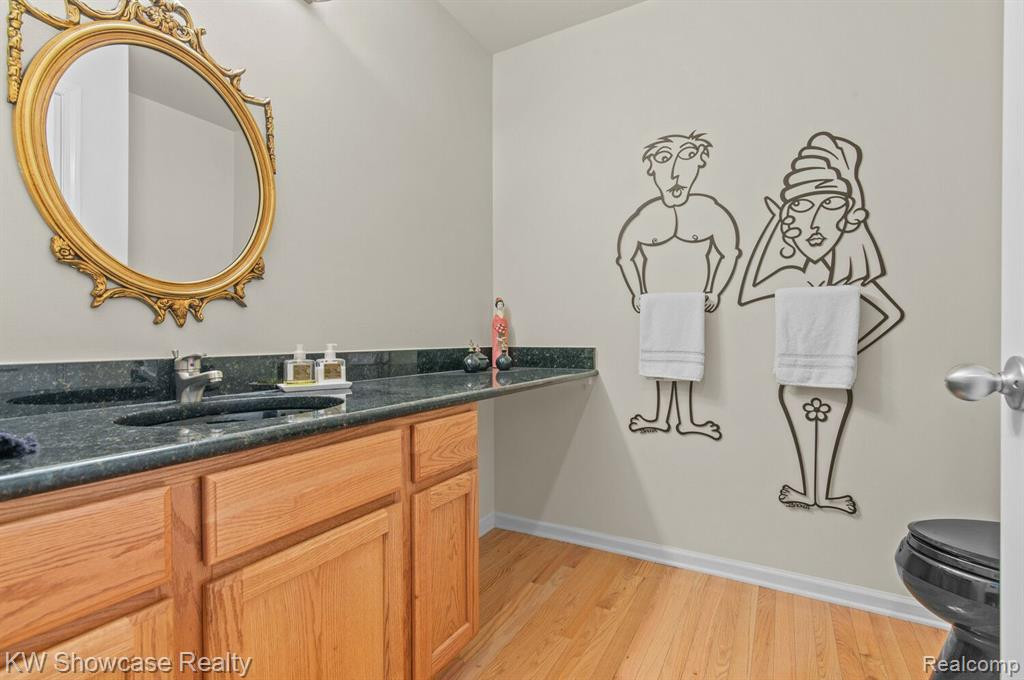 1471 TREYBORNE Circle, Commerce Twp, MI 48390 — Photo 14