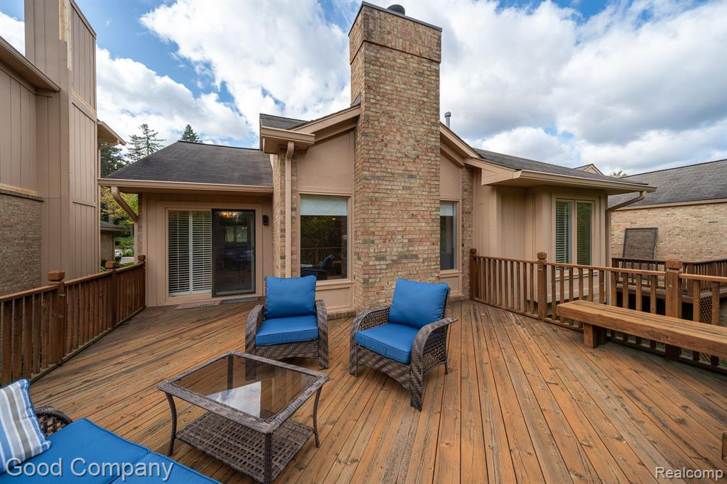 35330 Blue Spruce Drive, Farmington Hills, MI 48335 — Photo 23