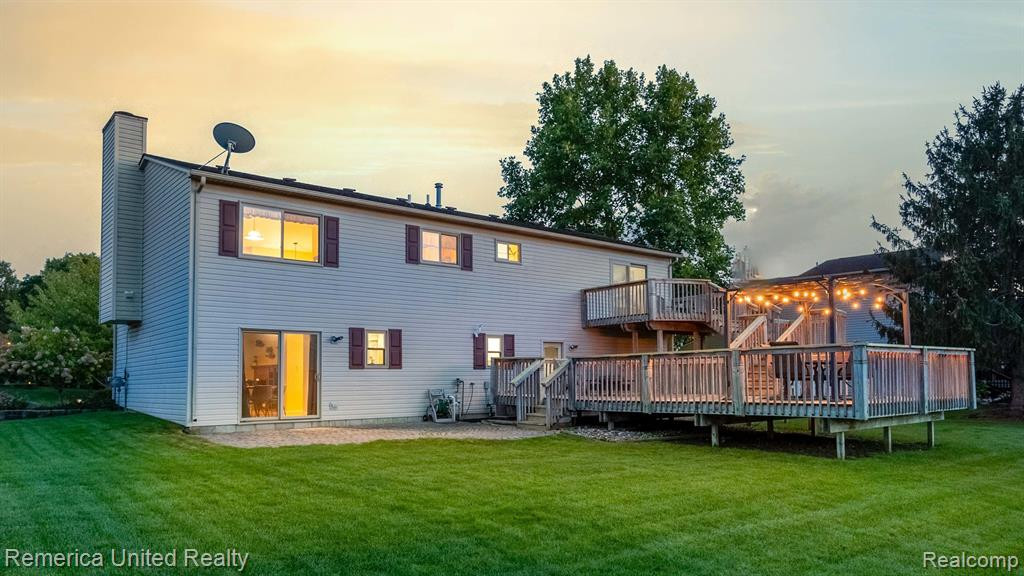 813 BRICK Lane, South Lyon, MI 48178 — Photo 3
