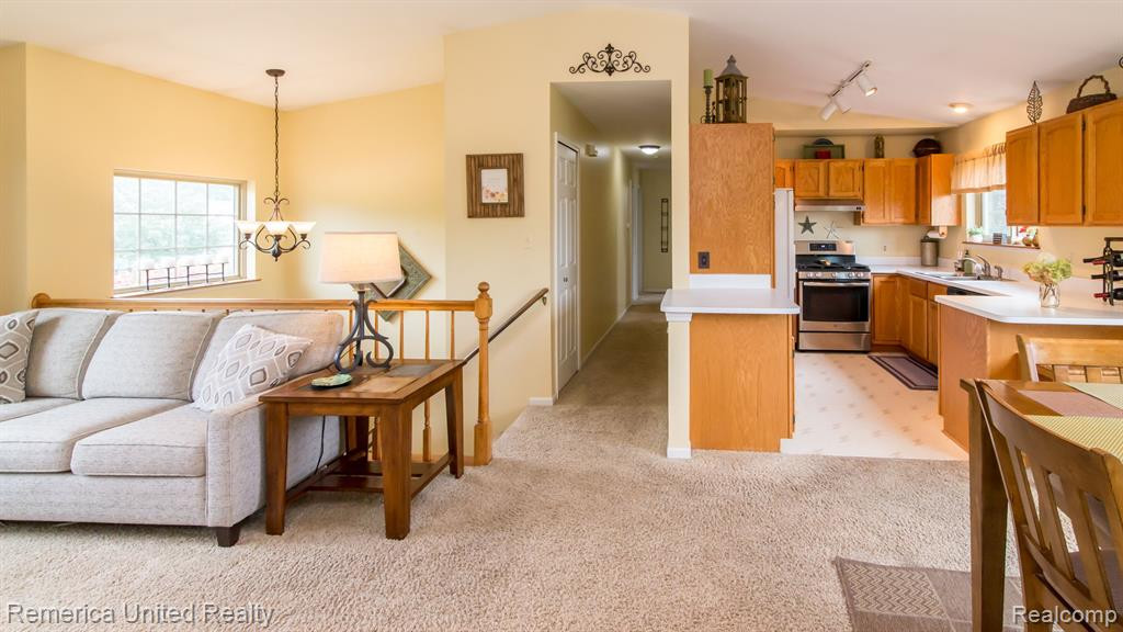 813 BRICK Lane, South Lyon, MI 48178 — Photo 16