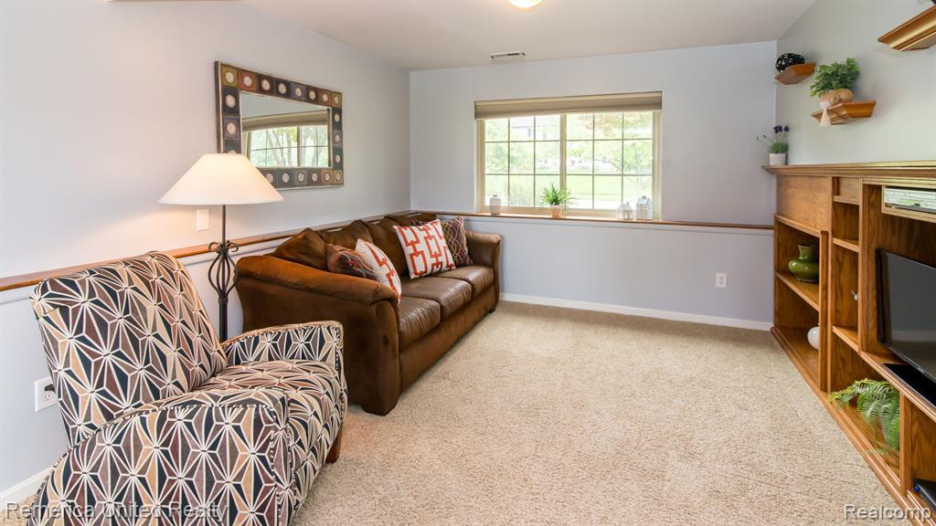 813 BRICK Lane, South Lyon, MI 48178 — Photo 37
