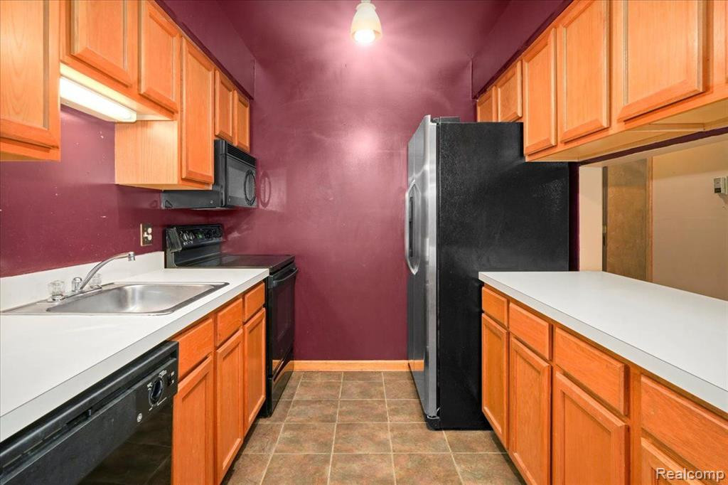 46079 TALLGRASS, Van Buren, MI 48111 — Photo 6