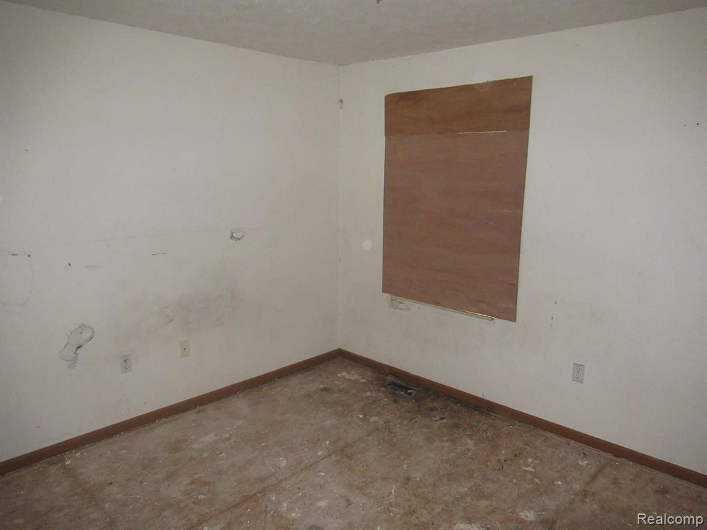 4487 FRENCH Road, Detroit, MI 48214 — Photo 12