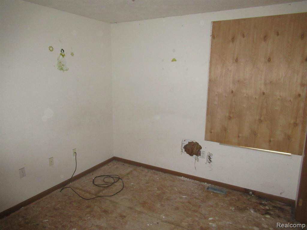 4487 FRENCH Road, Detroit, MI 48214 — Photo 13