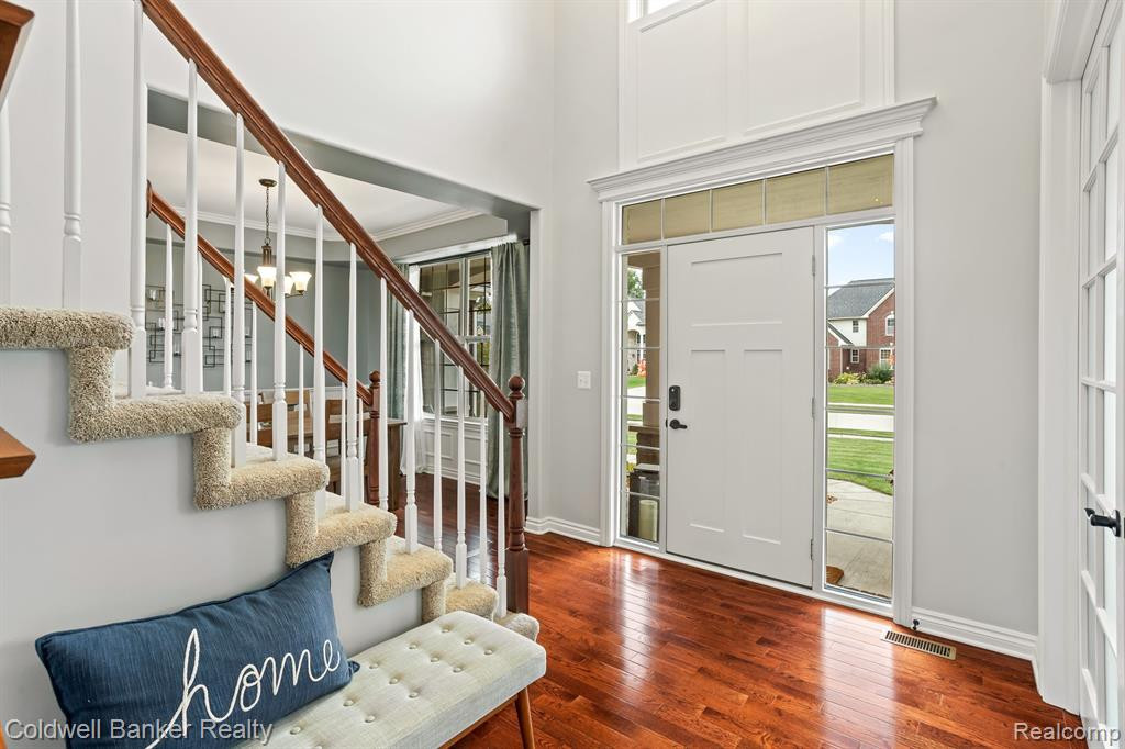 22996 FREMONT Drive N, South Lyon, MI 48178 — Photo 8