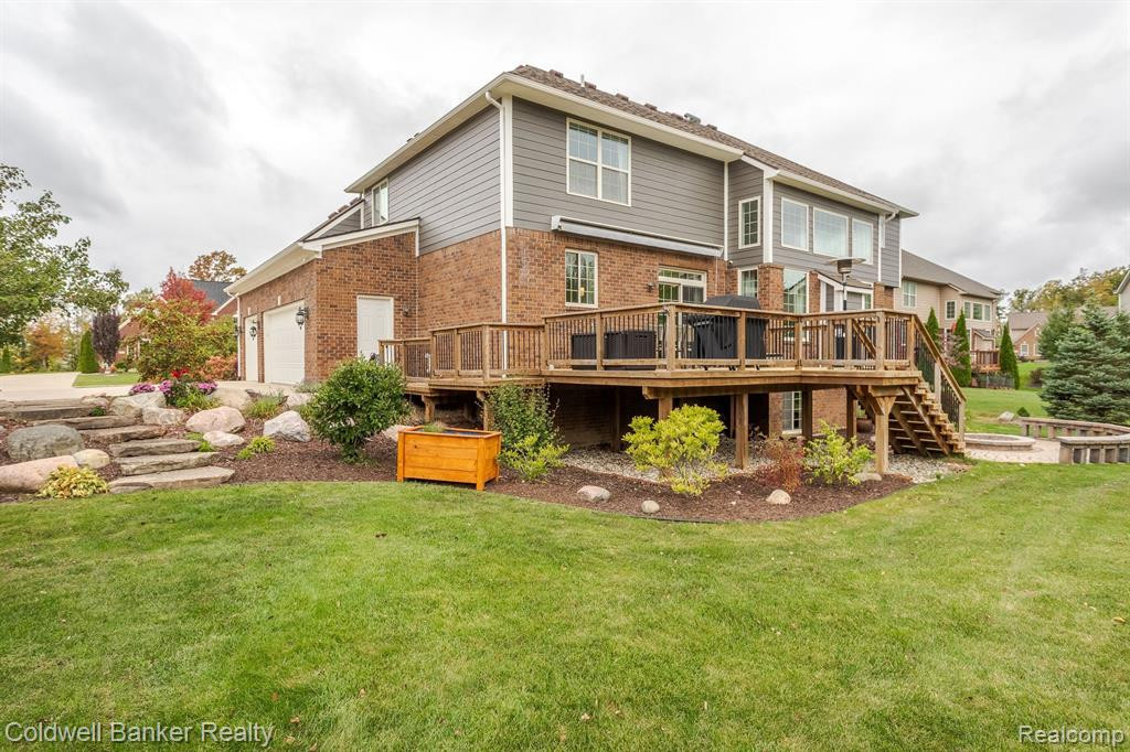 22996 FREMONT Drive N, South Lyon, MI 48178 — Photo 51