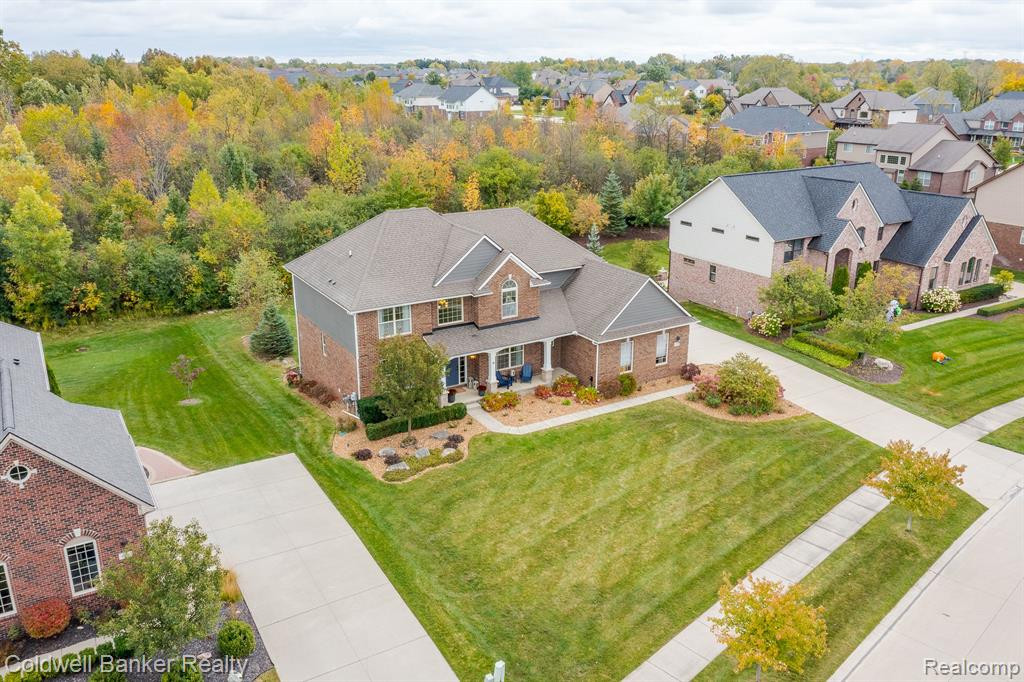 22996 FREMONT Drive N, South Lyon, MI 48178 — Photo 54
