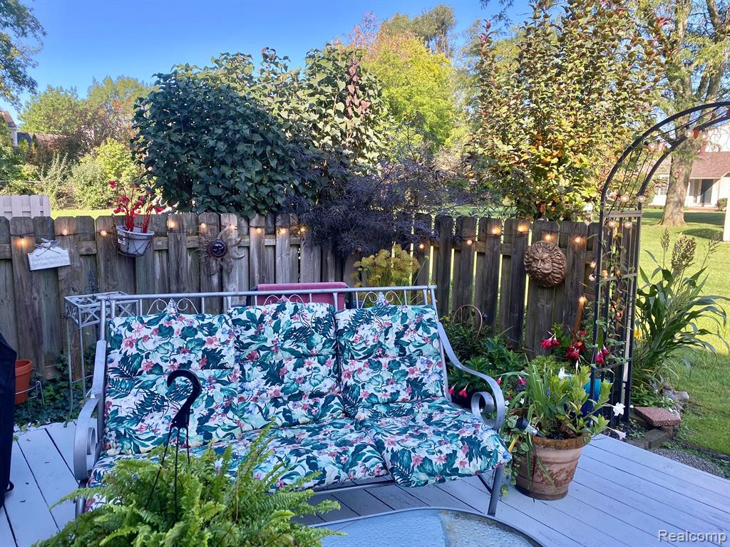 24475 BASHIAN Drive, Novi, MI — Photo 12