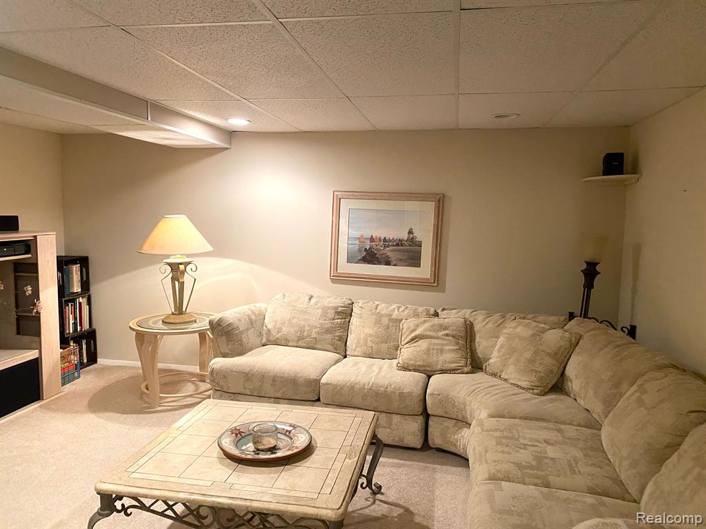 24475 BASHIAN Drive, Novi, MI — Photo 32