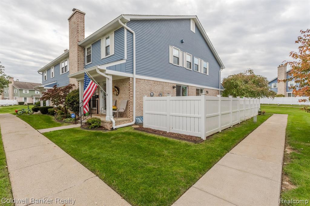 20927 W GLEN HAVEN Circle, Northville, MI 48167 — Photo 3