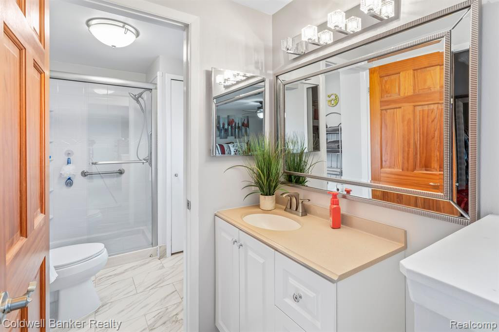 20927 W GLEN HAVEN Circle, Northville, MI 48167 — Photo 23