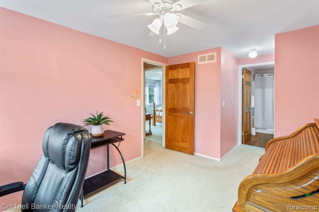 20927 W GLEN HAVEN Circle, Northville, MI 48167 — Photo 26
