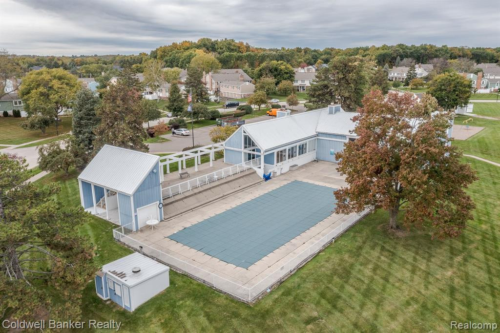 20927 W GLEN HAVEN Circle, Northville, MI 48167 — Photo 38