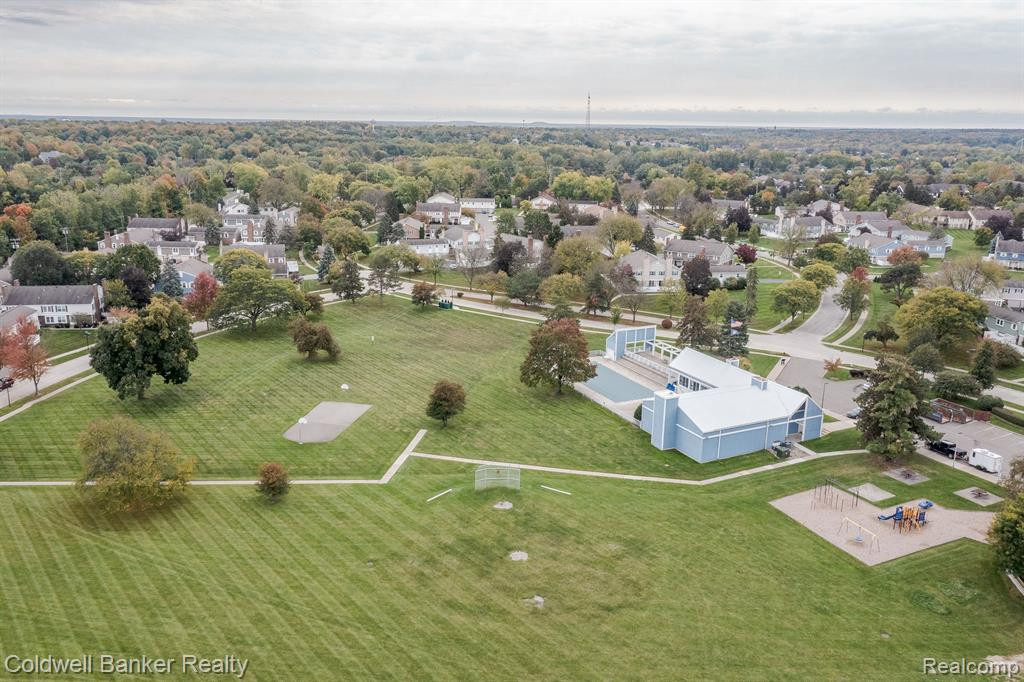 20927 W GLEN HAVEN Circle, Northville, MI 48167 — Photo 39