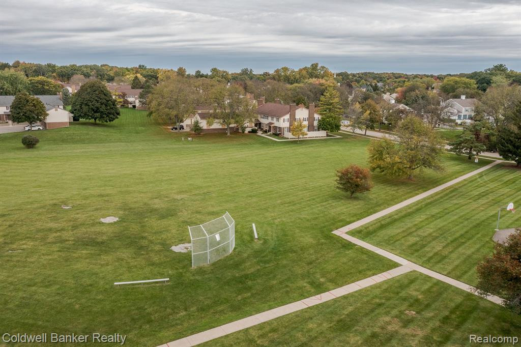 20927 W GLEN HAVEN Circle, Northville, MI 48167 — Photo 40