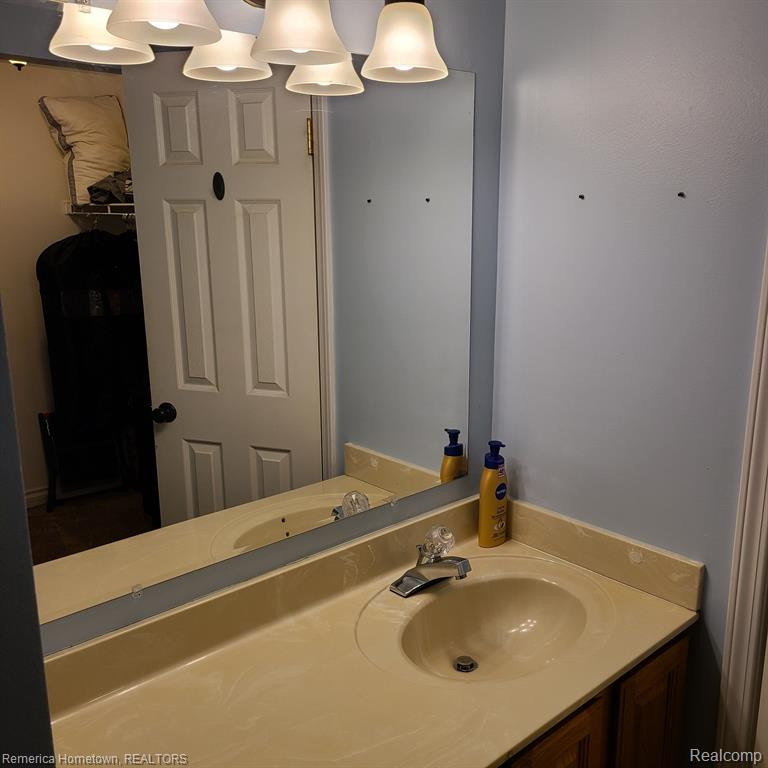 306 E ANN ARBOR Trail, Plymouth, MI 48170 — Photo 16