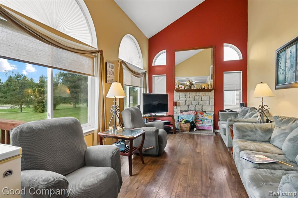 240 ABERDEEN Court, Belleville, MI 48111 — Photo 8