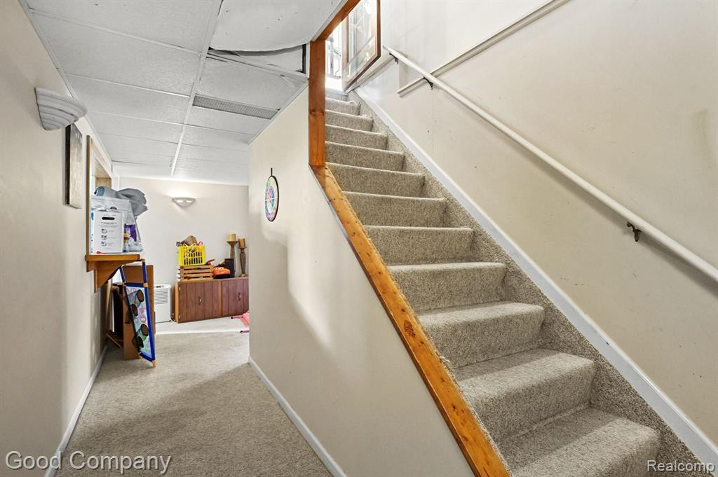 240 ABERDEEN Court, Belleville, MI 48111 — Photo 17