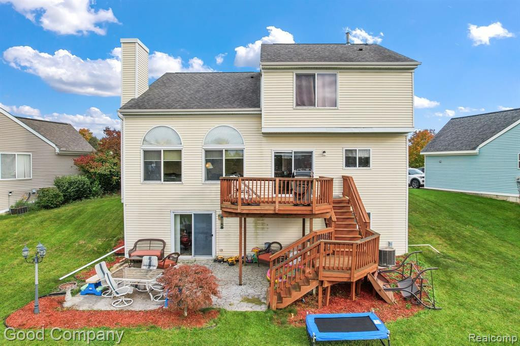 240 ABERDEEN Court, Belleville, MI 48111 — Photo 19