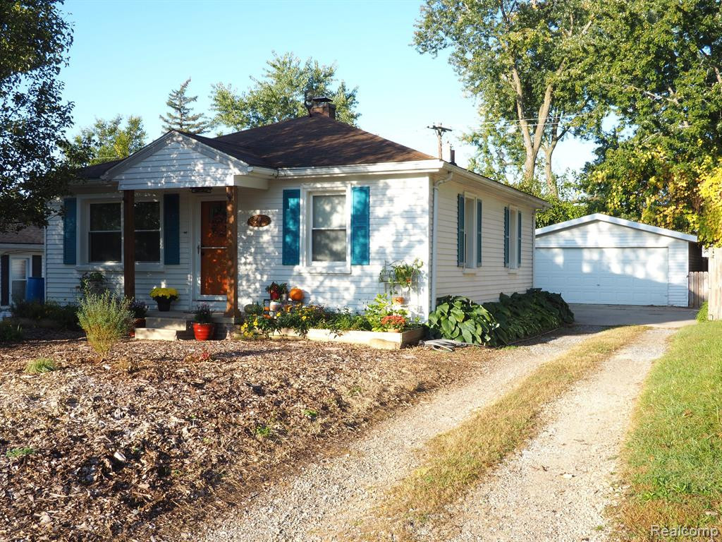 208 OREGON Street, Ypsilanti, MI 48198 — Photo 3