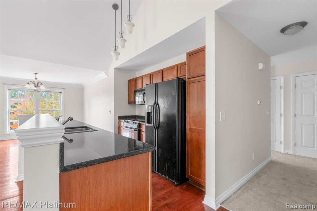 5745 HAMPSHIRE Lane, Ypsilanti, MI 48197 — Photo 19
