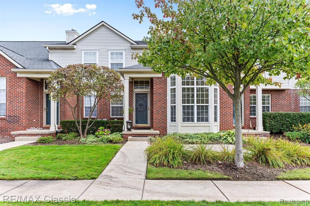 29102 April Court, Walled Lake, MI 48390 — Photo 35